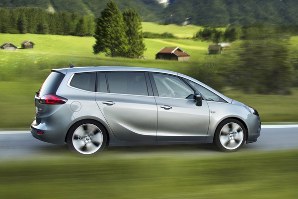 Opel ����������� Zafira Tourer 1.6 CDTI ECOTEC