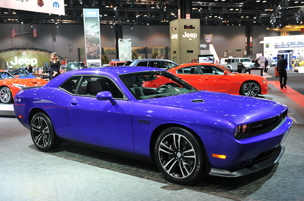 Chrysler 300 � Dodge Challenger Core Edition