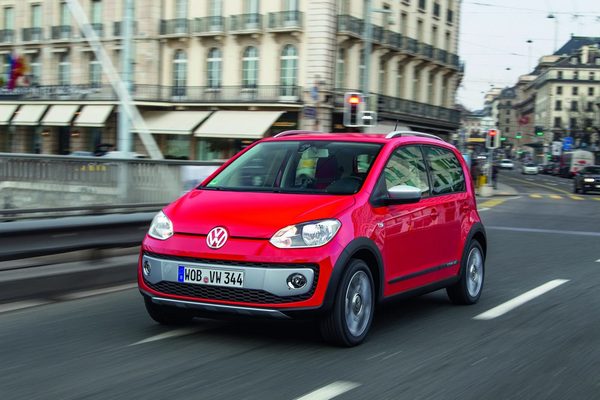 Volkswagen �������� � ������ ����� Cross Up!